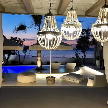 빌라 Byblos Aqua-the Sea Front Luxury 스칼라소티로스