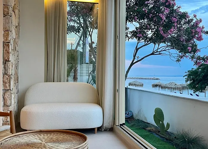 Villa Byblos Aqua-the Sea Front Luxury Skala Sotiros