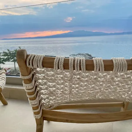 Villa Byblos Aqua-the Sea Front Luxury Skala Sotiros