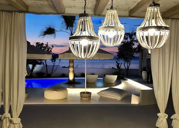 别墅 Byblos Aqua-the Sea Front Luxury 斯卡拉索提罗斯